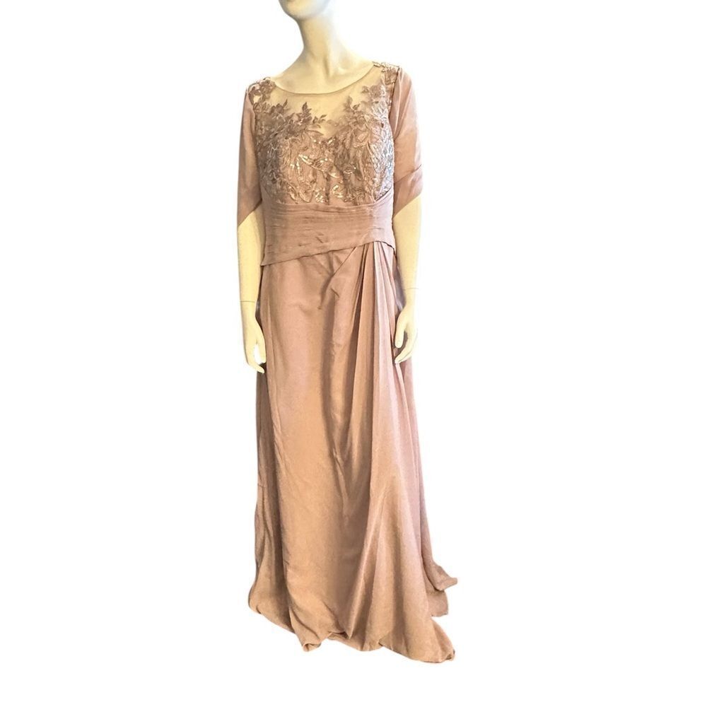 Gown Gallery A-Line/Princess Lace & Chiffon Cape Sleeve Dress Taupe 20W NWT
